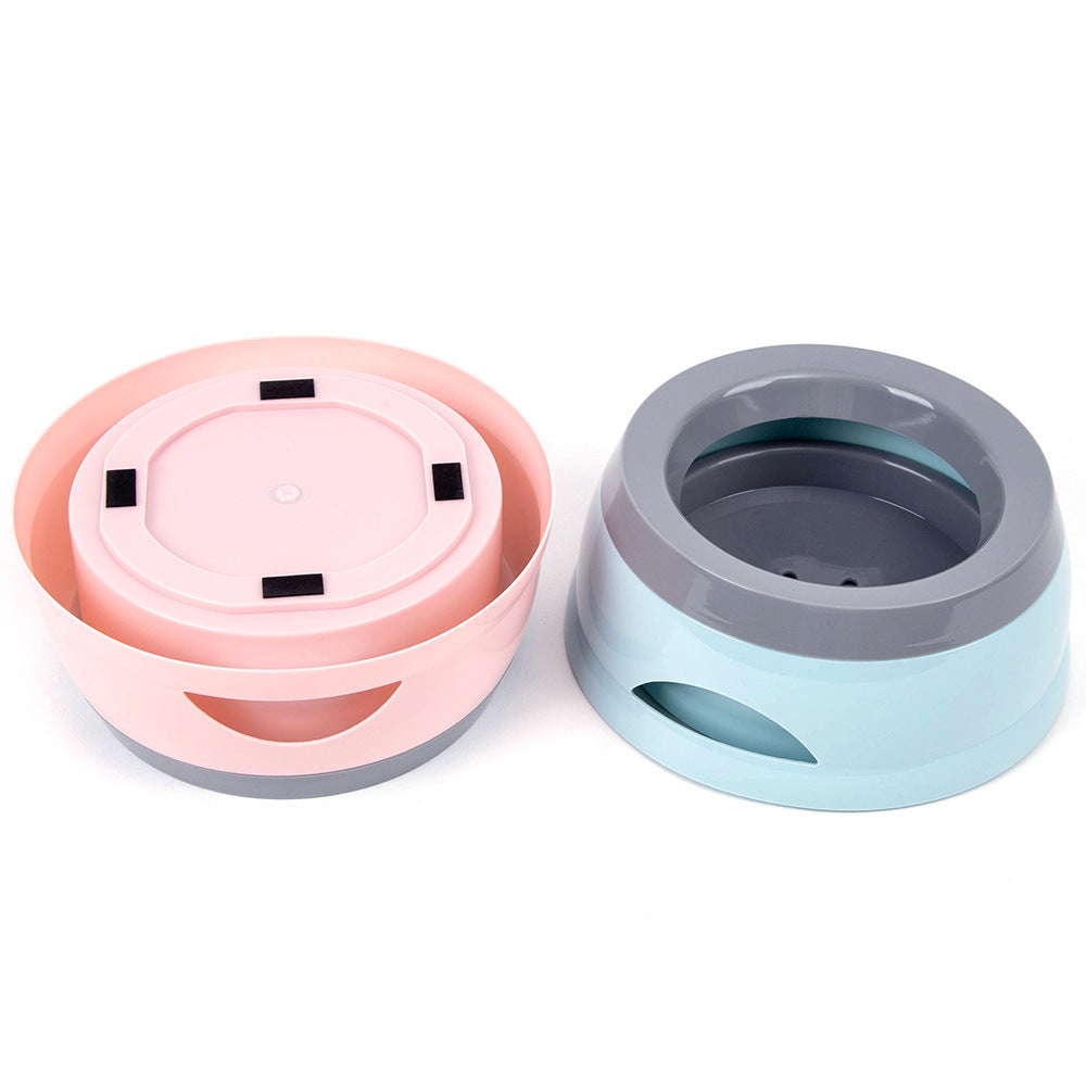 No-Spill Pet Water Bowl for Clean, Dry Floors
